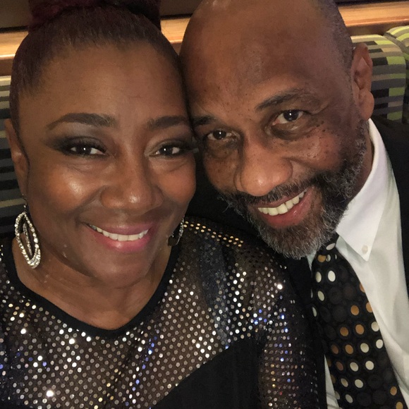 PROFOUND TRENDS FASHION DEN. FOLLOW TO BE NOTIFIED WHEN I HOST LIVE!!! - Picture 12 of 15